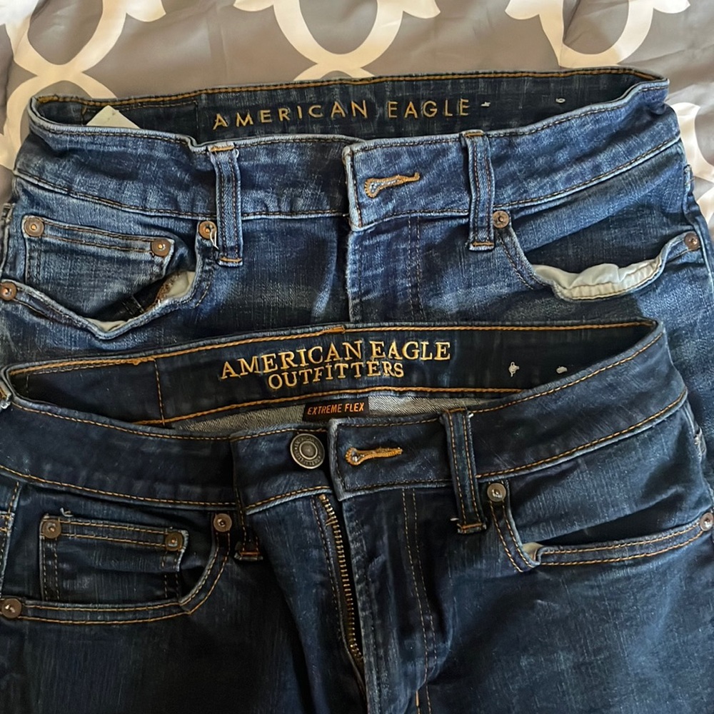 2 pairs of American Eagle Men’s Jeans (30 x 30)